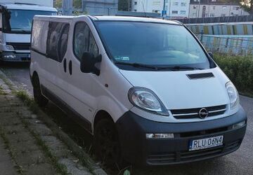 Opel Vivaro 300.000 km 2.200 &euro; Essen 45145