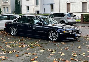 BMW 740 200.000 km 17.500 &euro; Gelsenkirchen 45899