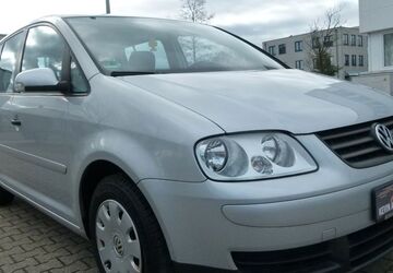 VW Touran 216.860 km 3.300 &euro; Oberhausen 46047