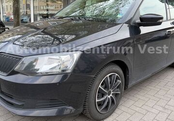 Skoda Fabia 92.000 km 6.790 &euro; Recklinghausen 45657