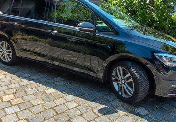 VW Touran 161.400 km 12.300 &euro; Gladbeck 45966