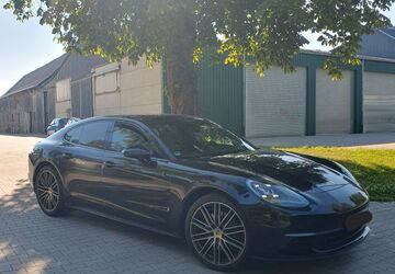 Porsche Panamera 97.018 km 69.450 &euro; Witten 58454