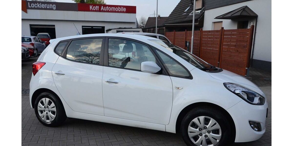 Hyundai ix20 89.310 km 10.950 &euro; Bottrop 46240