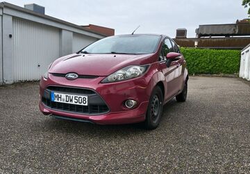 Ford Fiesta 251.000 km 2.300 &euro; Mülheim an der Ruhr 45472