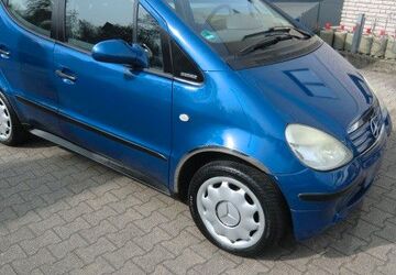 Mercedes-Benz A 160 145.819 km 1.500 &euro; Essen 45326