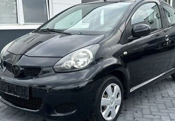 Toyota Aygo (X) 148.000 km 2.480 &euro; Oberhausen 46047