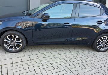 Mazda 2 76.000 km 10.500 &euro; Gladbeck 45968