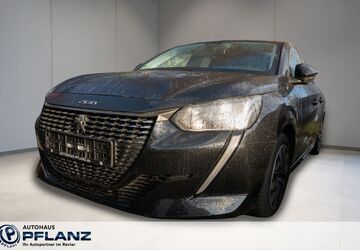 Peugeot 208 13.669 km 18.885 &euro; Gelsenkirchen 45881