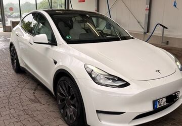 Tesla Model Y 76.130 km 35.800 &euro; Dorsten 46284