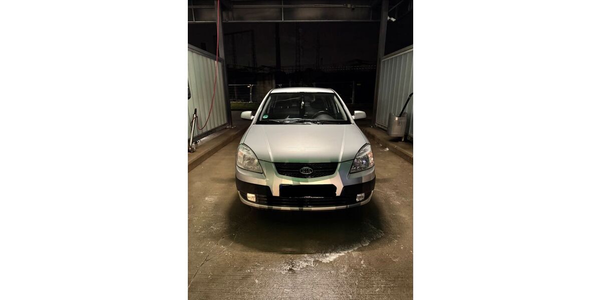 Kia Rio 94.500 km 3.300 &euro; Voerde 46562