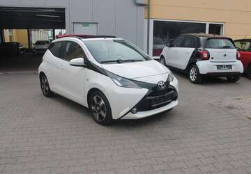 Toyota Aygo 53.266 km 9.400 &euro; Bochum 44867