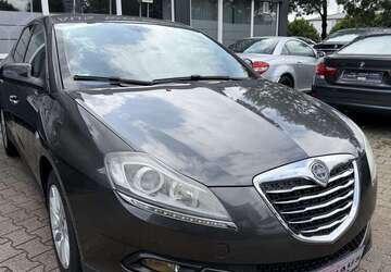 Lancia Delta 175.000 km 4.500 &euro; Essen 45356