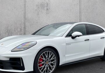 Porsche Panamera 16.162 km 127.900 &euro; Recklinghausen 45665
