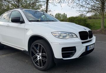 BMW X6 M50 200.000 km 22.990 &euro; Oberhaus 46145