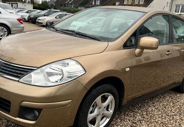 Nissan Tiida 78.000 km 3.999 &euro; Essen 45355