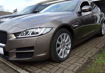 Jaguar XE 105.000 km 18.900 &euro; Mülheim an der Ruhr 45479