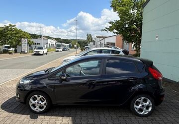Ford Fiesta 94.000 km 4.399 &euro; Hattingen 45525