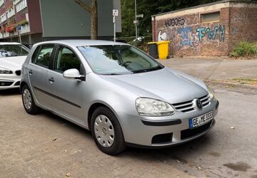 VW Golf 198.000 km 2.400 &euro; Gladbeck 45966