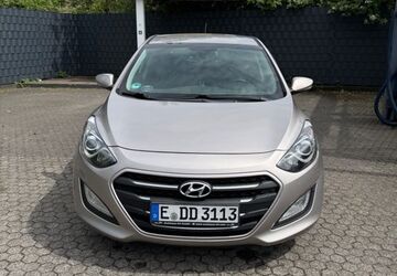 Hyundai i30 176.000 km 8.000 &euro; Essen 45277