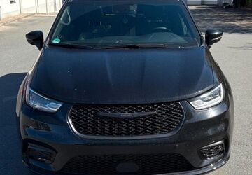 Chrysler Pacifica 17.265 km 41.190 &euro; Essen 45219