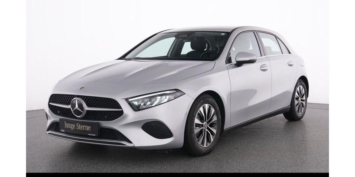 Mercedes-Benz A 180 11.409 km 25.445 &euro; Essen 45309