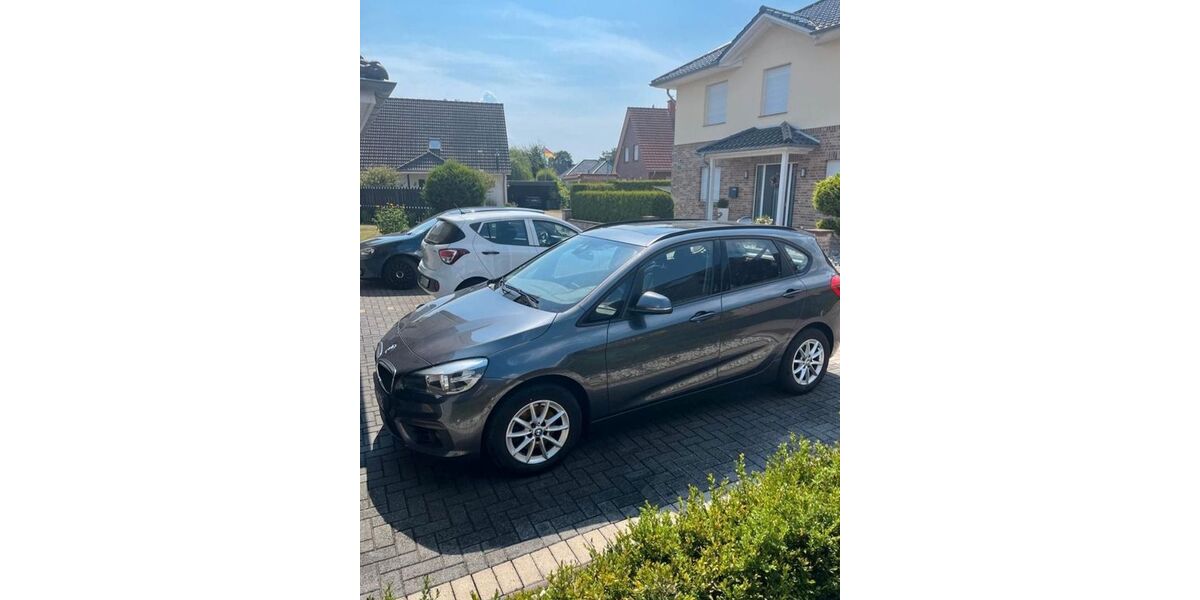 BMW 218 Active Tourer 78.500 km 8.700 &euro; Duisburg 47058