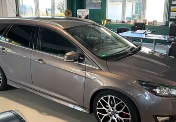Ford Focus 130.000 km 8.900 &euro; Recklinghausen 45659