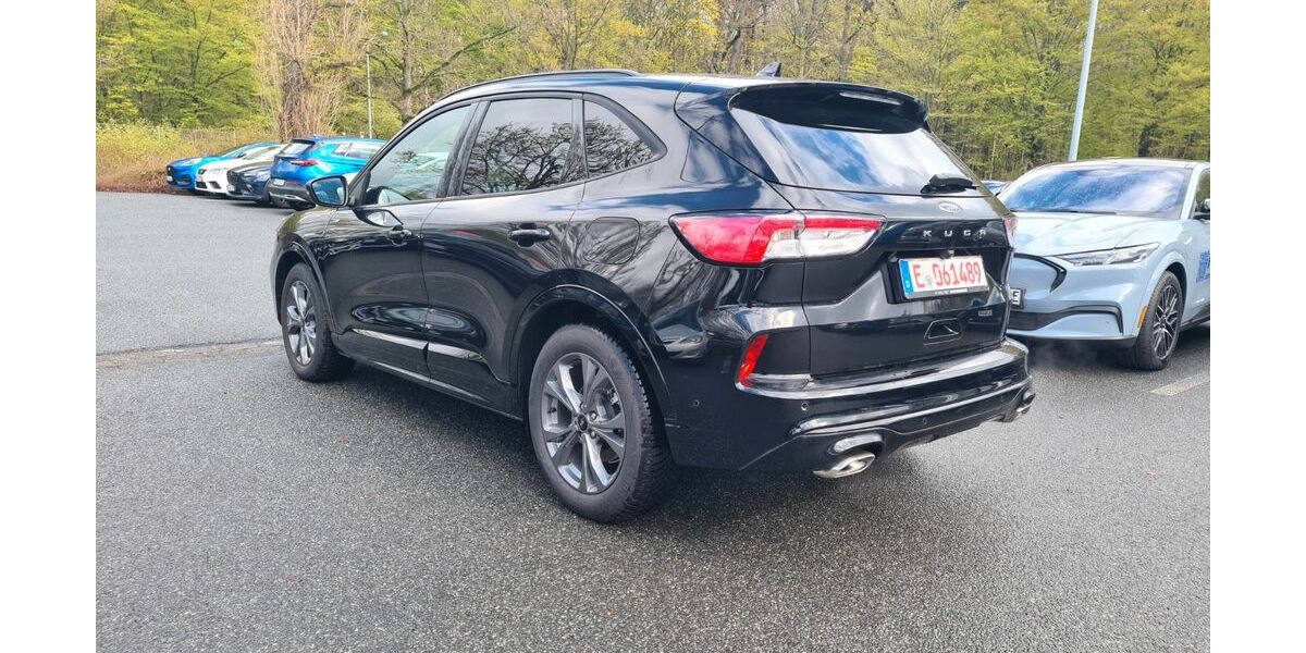 Ford Kuga 17.200 km 22.900 &euro; Essen 45276