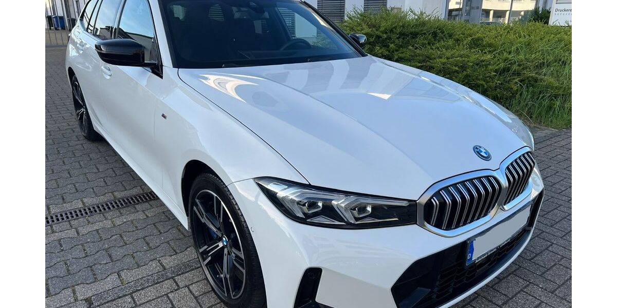 BMW 330 8.997 km 41.900 &euro; Essen 45141