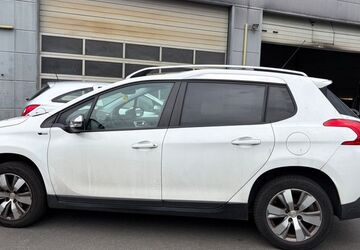 Peugeot 2008 125.000 km 3.490 &euro; Essen 45326