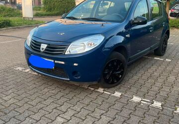 Dacia Sandero 193.000 km 850 &euro; herne 44653