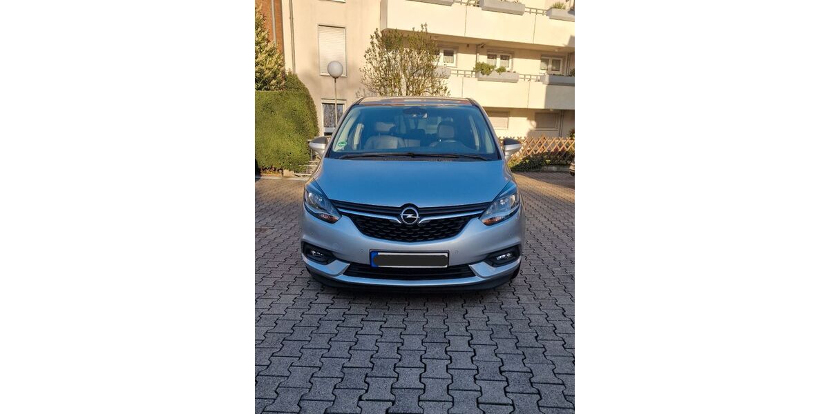 Opel Zafira Tourer 88.000 km 12.800 &euro; Essen 45329