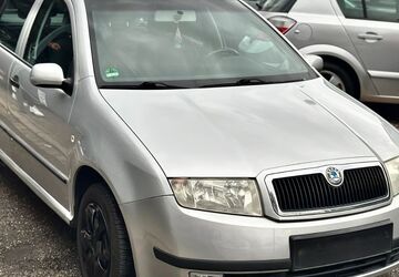 Skoda Fabia 189.000 km 2.790 &euro; Essen 45145