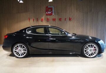 Maserati Ghibli 49.800 km 53.941 &euro; Duisburg 47228