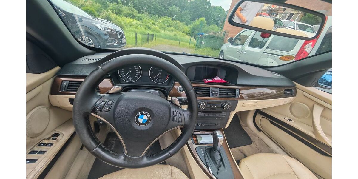 BMW 330 277.326 km 8.500 &euro; Oberhausen 46119