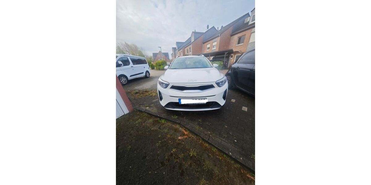 Kia Stonic 30.000 km 17.300 &euro; Voerde 46562