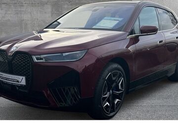 BMW iX 40.771 km 59.890 &euro; Recklinghausen 45659