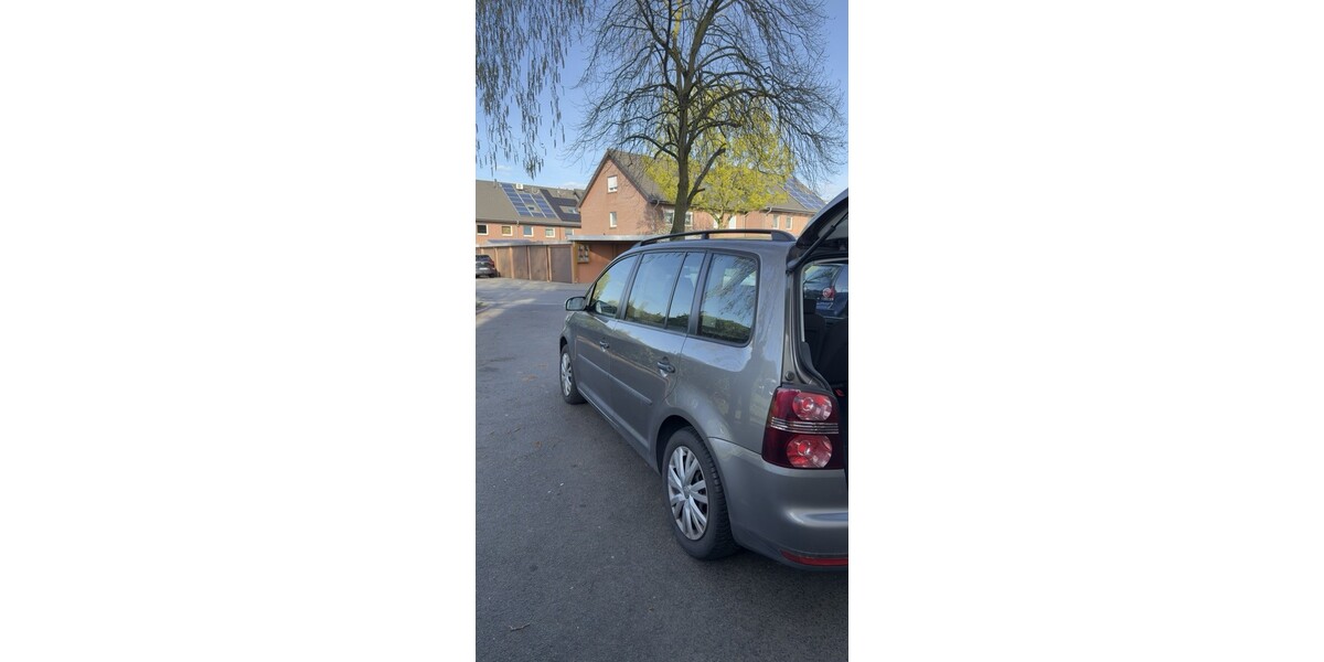 VW Touran 176.299 km 3.600 &euro; Rheinberg 47495