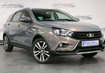 Lada Vesta 49.000 km 11.290 &euro; Duisburg 47057