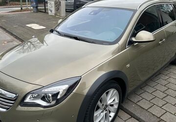 Opel Insignia 227.000 km 5.599 &euro; Duisburg 47226