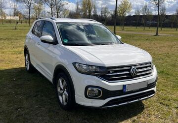 VW T-Cross 54.770 km 15.700 &euro; Gelsenkirchen 45889
