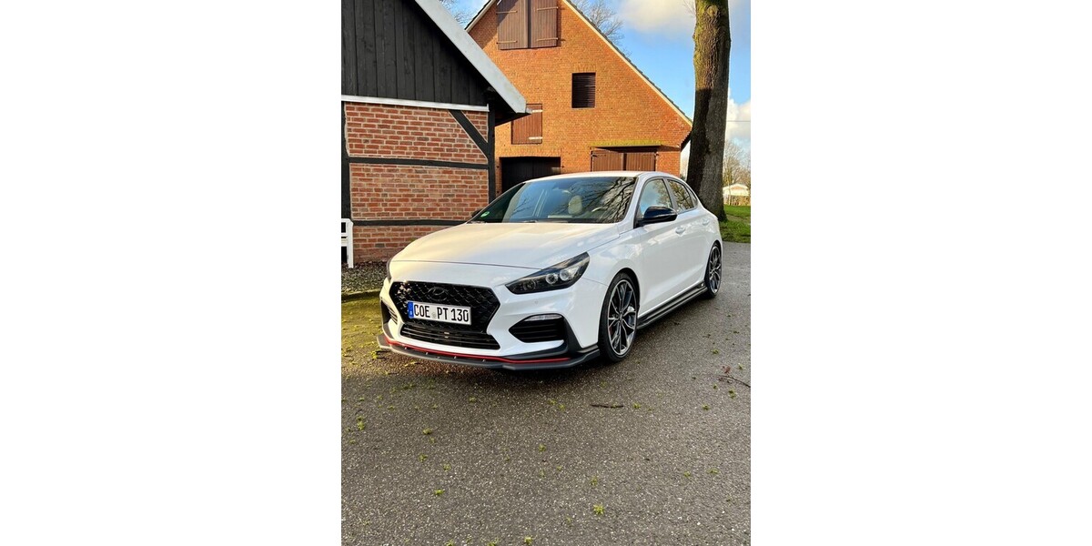 Hyundai i30 54.000 km 25.000 &euro; Heiden 46359