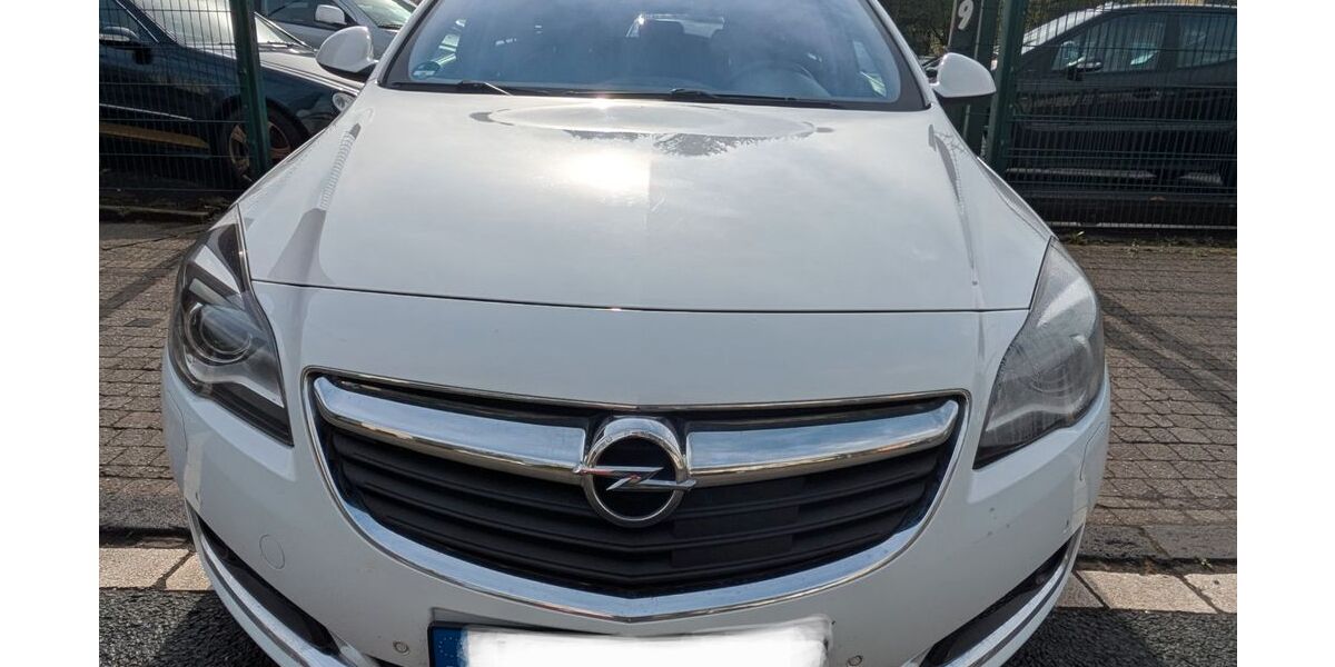 Opel Insignia 260.000 km 6.400 &euro; Essen 45359