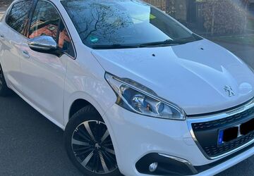 Peugeot 208 139.000 km 5.650 &euro; Essen 45329