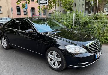 Mercedes-Benz 350 174.600 km 12.500 &euro; Bochum 44809