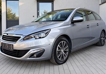 Peugeot 308 136.943 km 7.900 &euro; Moers 47447