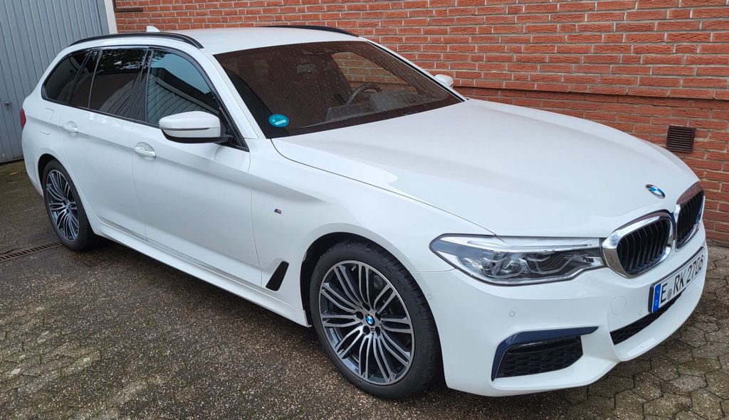 BMW 520 140.123 km 23.390 &euro; Essen 45329