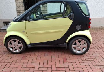 Smart ForTwo 105.000 km 2.200 &euro; Recklinghausen 45659