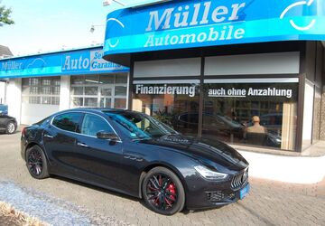 Maserati Ghibli 53.687 km 38.500 &euro; Gelsenkirchen 45899