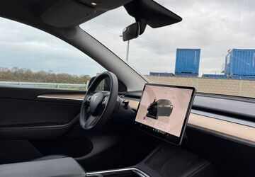 Tesla Model Y 69.900 km 31.990 &euro; Hünxe 46569